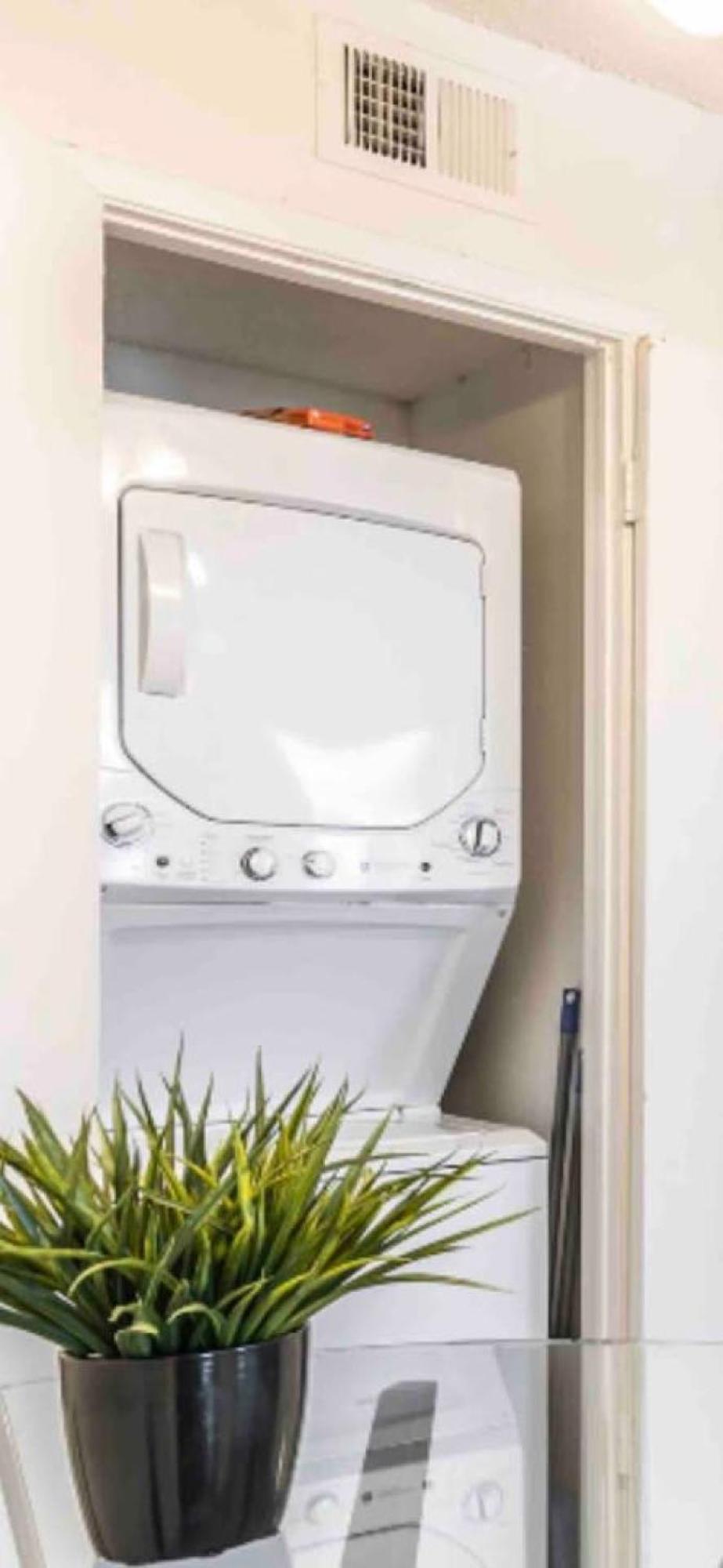Stay Awhile In This Cozy 1 Bed Apt Dallas Exterior foto